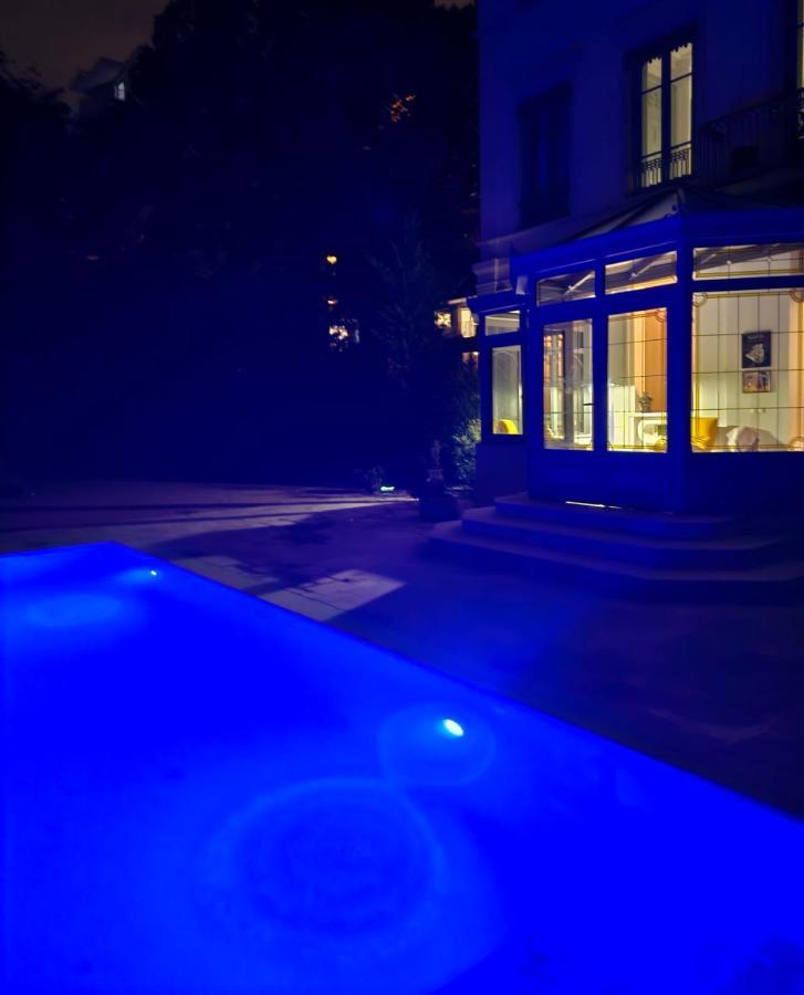 Chateau Grandclement Lyon Villeurbanne Niveau Rdc - Tresor Cache En Ville Avec Vue Piscine Et Parc Exterior photo